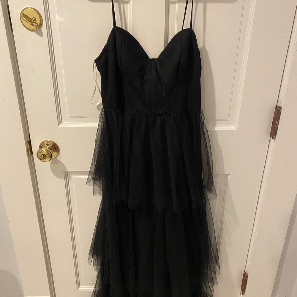 Elegant Black Strapless Dress